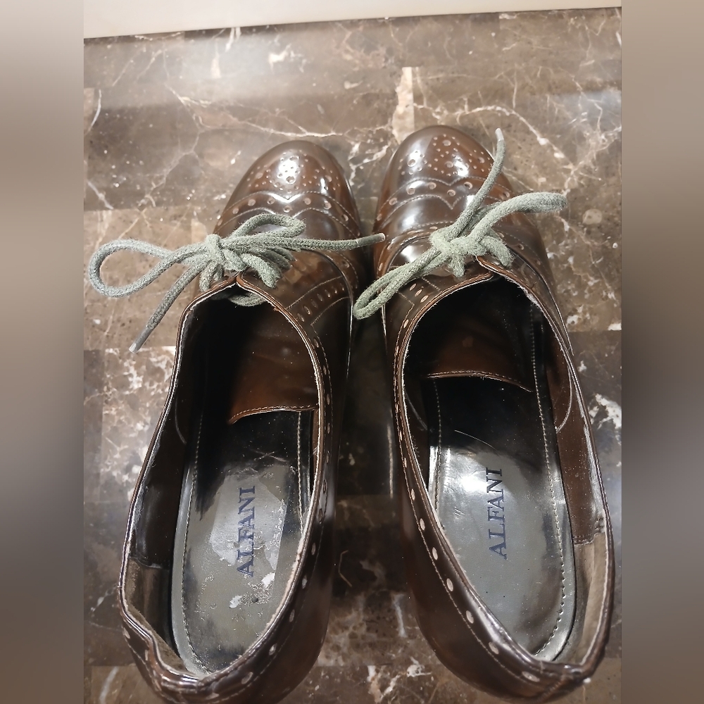 Alfani Brown Leather Women's Oxfords - Picture 10 of 12